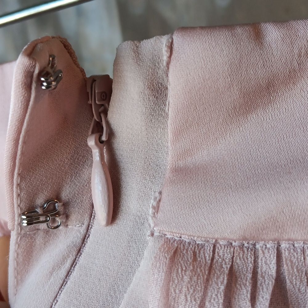 NWT Express Pink Feathered Mini Skirt Size 6 - Picture 5 of 12